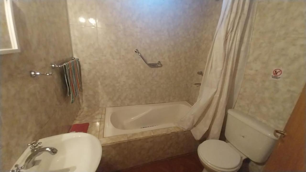 Departamentos Alvear Esquel Kültér fotó